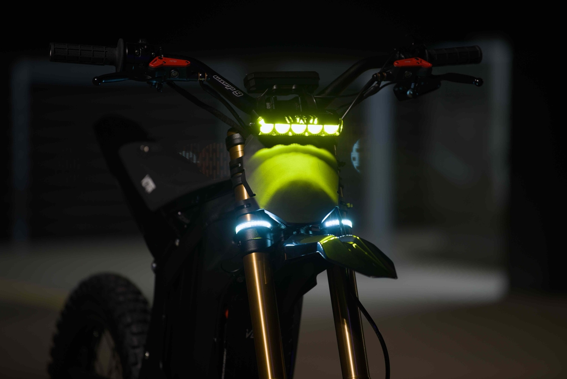 40W Front LED Light Bar – Vetra Blazer & Arctic Leopard