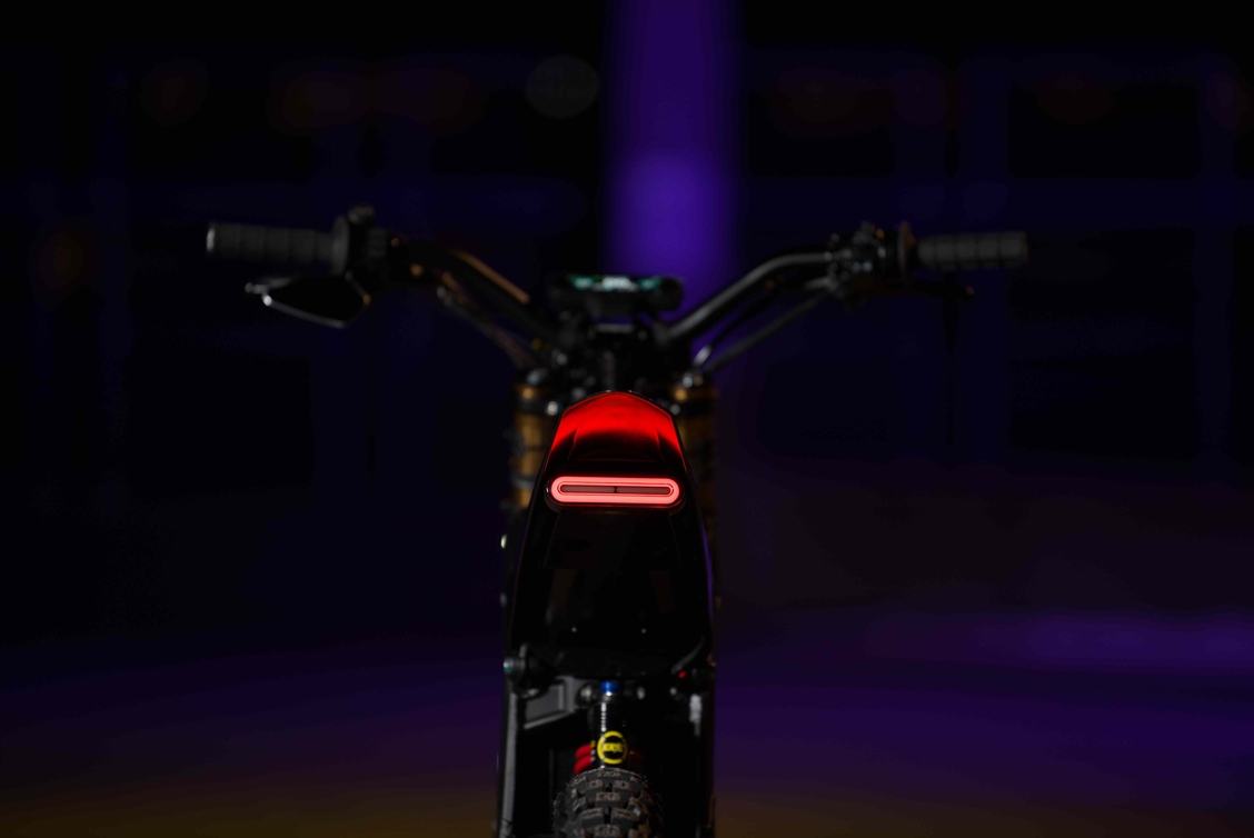 Oval Full Lighting Kit – Vetra Blazer & Arctic Leopard XE PRO S